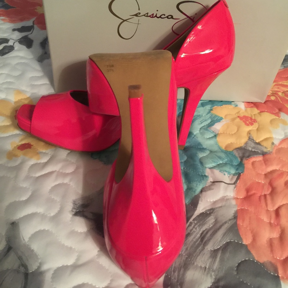 COPY - Jessica Simpson patent heels